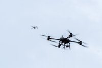 Deze drone filmt alles om je heen, niet alleen vooruit