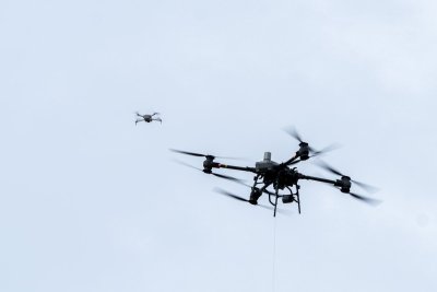 Deze drone filmt alles om je heen, niet alleen vooruit